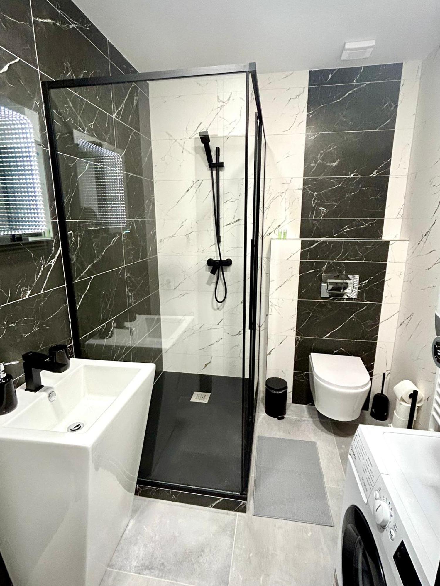 Apartmany Premium Se Soukromym Parkovanim Чеська Липа Екстер'єр фото