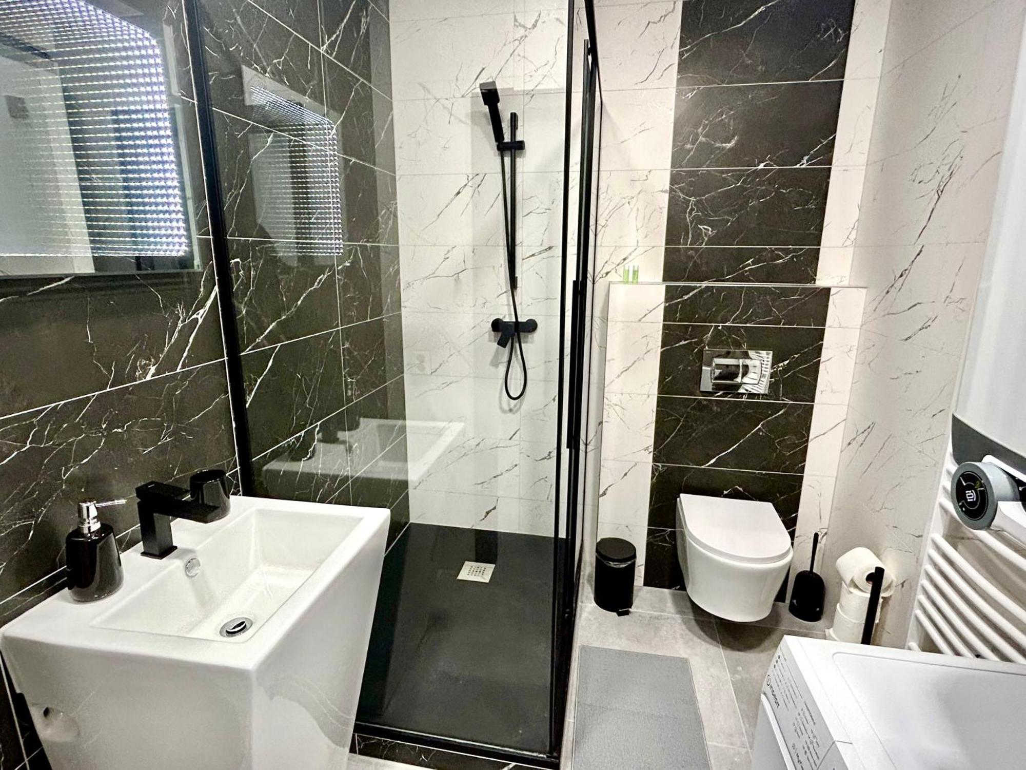 Apartmany Premium Se Soukromym Parkovanim Чеська Липа Екстер'єр фото